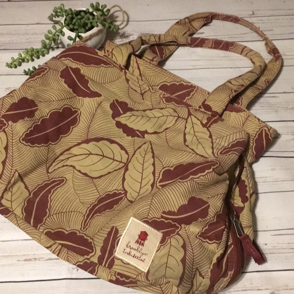 BROOKLYN INDUSTRIES | Diaper bag/etc